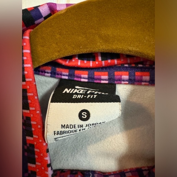 Nike Pro Dri Fit Pink and Purple Aztec Half Zip Long Sleeve - Picture 5 of 7